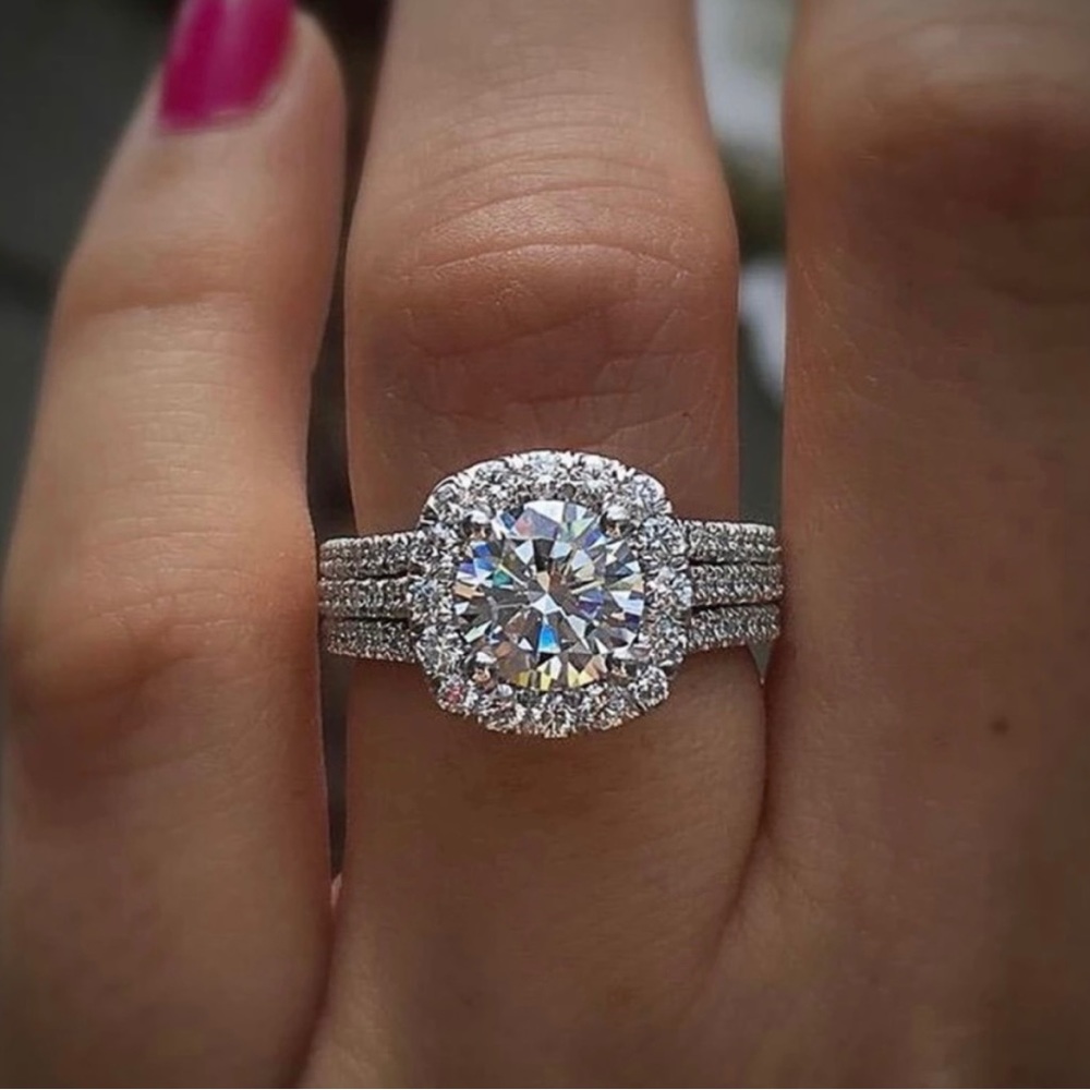 Beautiful Square CZ Ring size 6 - Picture 6 of 6
